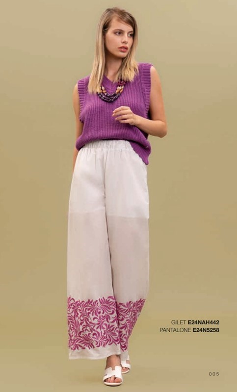 NUALY Pantalone con ricamo in cotone