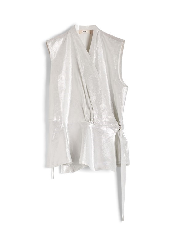 B.YU Blusa laminata scollo a.v