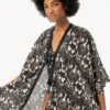 SURKANA Kimono corto