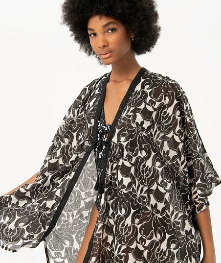 SURKANA Kimono corto