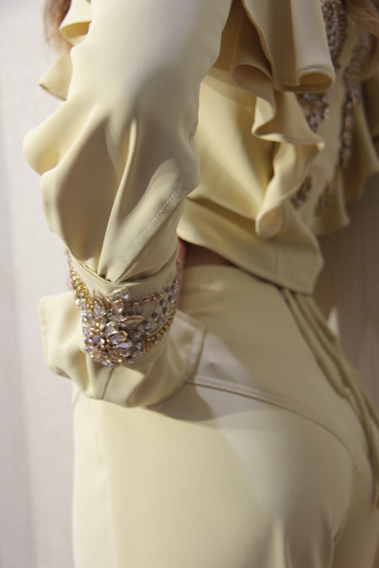 TRASH AND LUXURY Giacca corta con le rouches