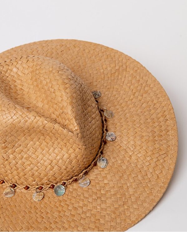 SURKANA Cappello in rafia con dettagli monetine