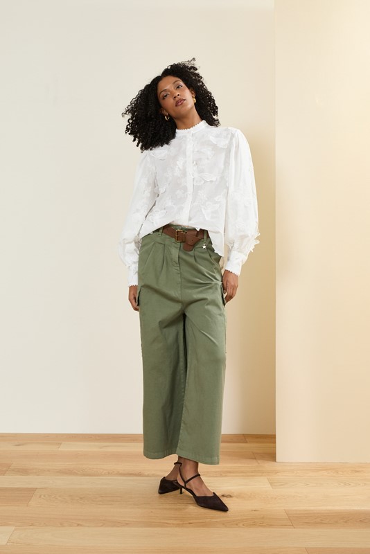 SOUVENIR Camicia con farfalle ricamate e applicate