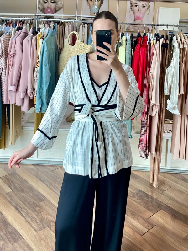 AGGÉL Giacca kimono con cintura